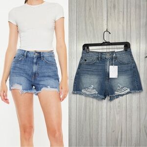 NWT KanCan Marie High Rise Stretch Mom Shorts Distressed Cutoff Raw Hem M Medium
